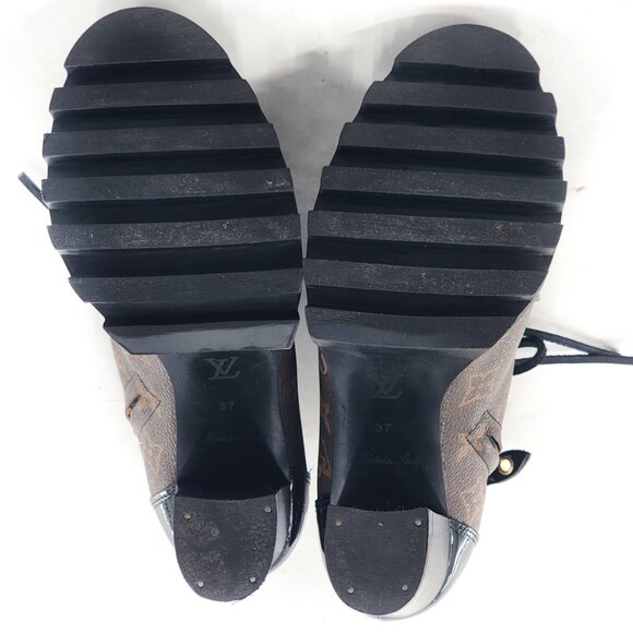 Monogram Lace up Boots Black x Brown - Picture 12 of 12